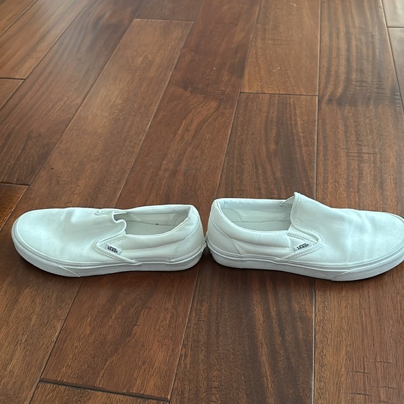 White vans size 7.5 women’s 6.0 men’s - Picture 3 of 7